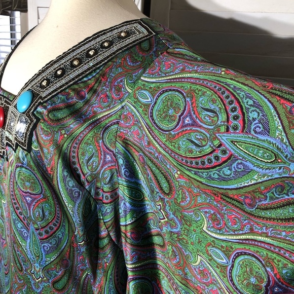 Paisley V Neck Dress with Jewel Details - Picture 6 of 12